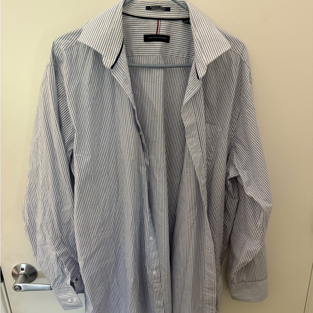 Tommy Hilfiger Men's Blue Striped Shirt